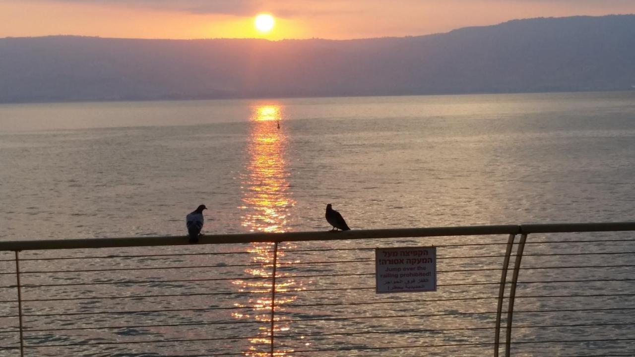 Gai Beach Hotel Tiberias Kültér fotó